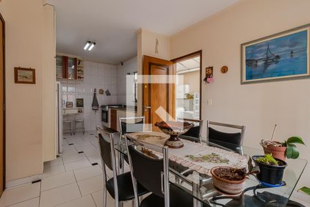 Casa à venda com 150m², 3 quartos e 2 vagasCopa e Cozinha