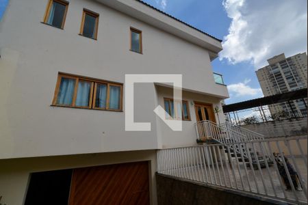 Casa à venda com 254m², 3 quartos e 5 vagasFachada