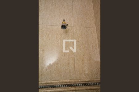 Casa à venda com 254m², 3 quartos e 5 vagasBanheiro da Suíte 1