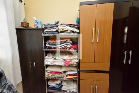 Casa à venda com 254m², 3 quartos e 5 vagasQuarto de Serviço