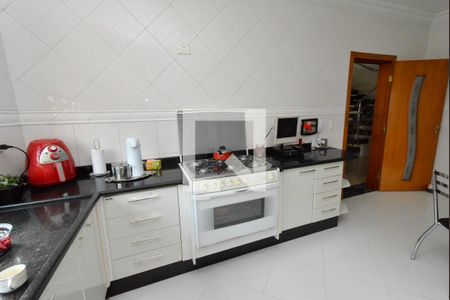 Casa à venda com 254m², 3 quartos e 5 vagasCozinha