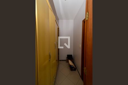 Casa à venda com 254m², 3 quartos e 5 vagasSuíte 2