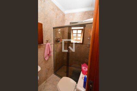 Casa à venda com 254m², 3 quartos e 5 vagasBanheiro de Serviço