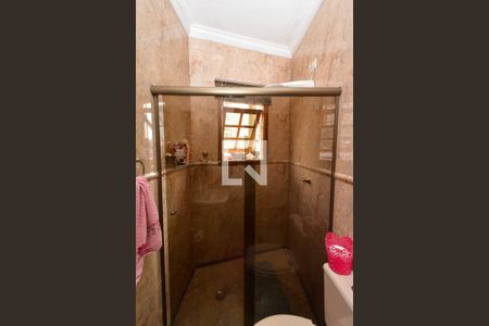 Casa à venda com 254m², 3 quartos e 5 vagasQuarto de Serviço