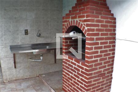 Casa à venda com 450m², 5 quartos e 5 vagasChurrasqueira