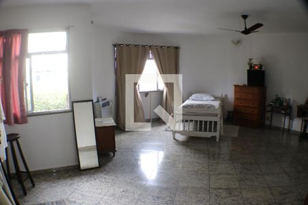 Casa à venda com 450m², 5 quartos e 5 vagasQuarto 5 - Suíte