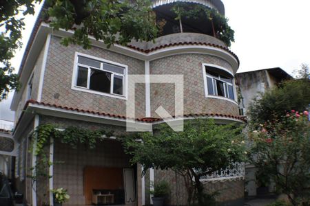 Casa à venda com 450m², 5 quartos e 5 vagasFachada