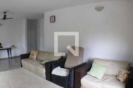 Casa à venda com 450m², 5 quartos e 5 vagasSala 2