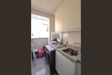 Apartamento à venda com 56m², 2 quartos e 1 vagaÁrea de Serviço