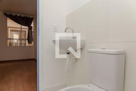 Banheiro de apartamento para alugar com 2 quartos, 45m² em Chácaras Tubalina E Quartel, Uberlândia