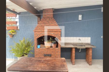 Casa à venda com 250m², 3 quartos e 3 vagasChurrasqueira