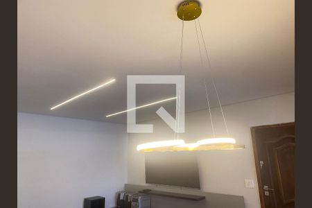 Casa à venda com 250m², 3 quartos e 3 vagasSala