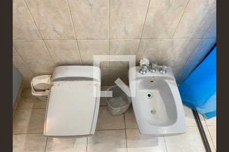 Casa à venda com 250m², 3 quartos e 3 vagasBanheiro