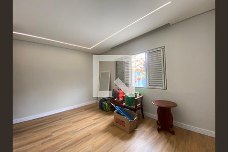 Casa à venda com 250m², 3 quartos e 3 vagasSuíte 1