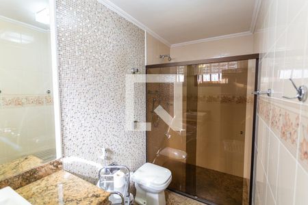 Casa à venda com 550m², 5 quartos e 7 vagasBanheiro da Suíte 3