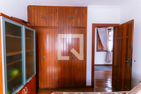 Casa à venda com 550m², 5 quartos e 7 vagasArmário da Suíte 3