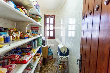 Casa à venda com 550m², 5 quartos e 7 vagasDespensa