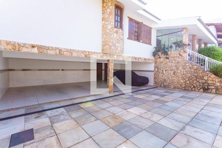 Casa à venda com 550m², 5 quartos e 7 vagasGaragem