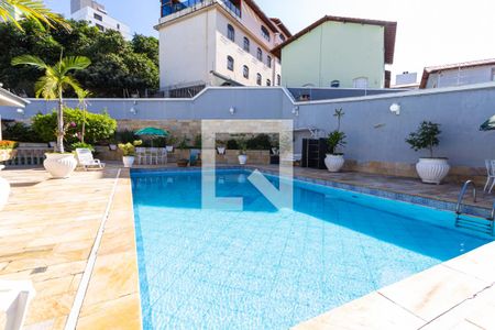 Casa à venda com 550m², 5 quartos e 7 vagasÁrea da Piscina