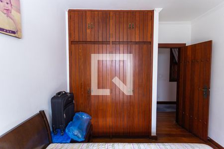 Casa à venda com 550m², 5 quartos e 7 vagasArmário da Suíte 4