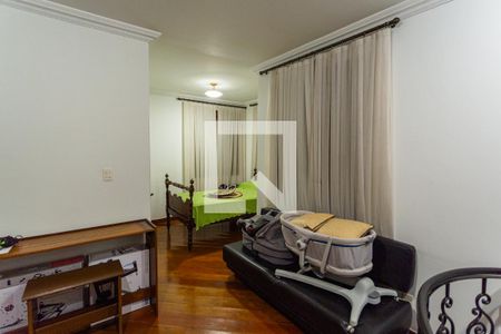 Casa à venda com 550m², 5 quartos e 7 vagasQuarto 5