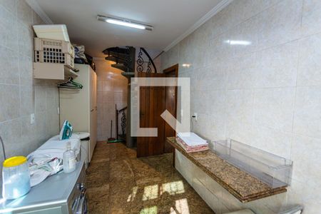 Casa à venda com 550m², 5 quartos e 7 vagasÁrea de Serviço