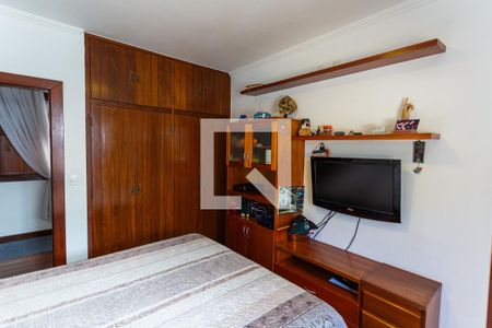 Casa à venda com 550m², 5 quartos e 7 vagasSuíte 2