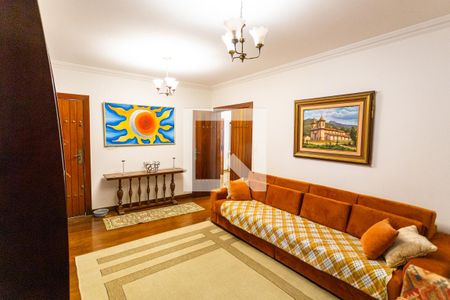 Casa à venda com 550m², 5 quartos e 7 vagasSala 4