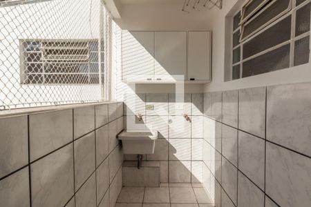 Apartamento à venda com 60m², 2 quartos e sem vaga Apartamento à venda com 60m², 2 quartos e sem vagaÁrea de serviço