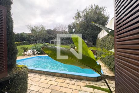 Casa à venda com 250m², 5 quartos e 4 vagas Casa à venda com 250m², 5 quartos e 4 vagasVista Suíte