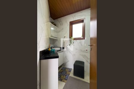 Casa à venda com 250m², 5 quartos e 4 vagas Casa à venda com 250m², 5 quartos e 4 vagasEdícula