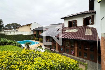 Casa à venda com 250m², 5 quartos e 4 vagas Casa à venda com 250m², 5 quartos e 4 vagasQuintal