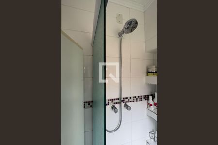 Casa à venda com 250m², 5 quartos e 4 vagas Casa à venda com 250m², 5 quartos e 4 vagasBanheiro