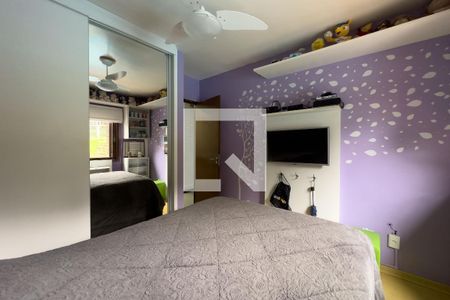 Casa à venda com 250m², 5 quartos e 4 vagas Casa à venda com 250m², 5 quartos e 4 vagasQuarto 2