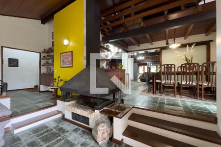 Sala de casa à venda com 5 quartos, 250m² em Santa Tereza, Porto Alegre