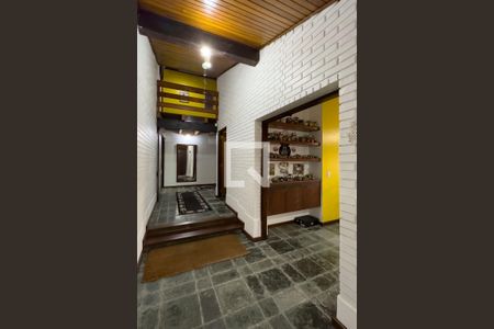 Casa à venda com 250m², 5 quartos e 4 vagas Casa à venda com 250m², 5 quartos e 4 vagasSala 2