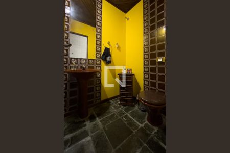 Casa à venda com 250m², 5 quartos e 4 vagas Casa à venda com 250m², 5 quartos e 4 vagasSala 2