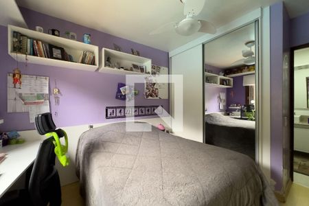 Casa à venda com 250m², 5 quartos e 4 vagas Casa à venda com 250m², 5 quartos e 4 vagasQuarto 2