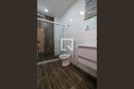 Apartamento à venda com 70m², 2 quartos e sem vaga Apartamento à venda com 70m², 2 quartos e sem vagaBanheiro Social