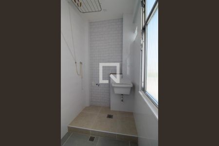 Apartamento à venda com 70m², 2 quartos e sem vaga Apartamento à venda com 70m², 2 quartos e sem vagaÁrea de Serviço