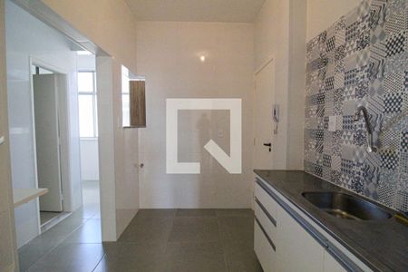 Apartamento à venda com 70m², 2 quartos e sem vaga Apartamento à venda com 70m², 2 quartos e sem vagaCozinha