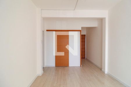 Apartamento à venda com 70m², 2 quartos e sem vaga Apartamento à venda com 70m², 2 quartos e sem vagaSala