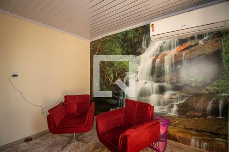 Casa à venda com 160m², 3 quartos e 5 vagas Casa à venda com 160m², 3 quartos e 5 vagasSala