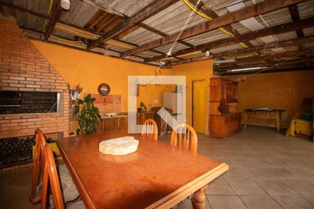 Casa à venda com 160m², 3 quartos e 5 vagas Casa à venda com 160m², 3 quartos e 5 vagasÁrea Gourmet