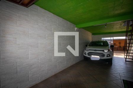 Casa à venda com 160m², 3 quartos e 5 vagas Casa à venda com 160m², 3 quartos e 5 vagasGaragem