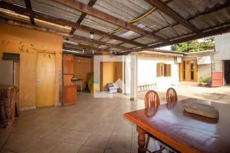 Casa à venda com 160m², 3 quartos e 5 vagas Casa à venda com 160m², 3 quartos e 5 vagasÁrea Gourmet