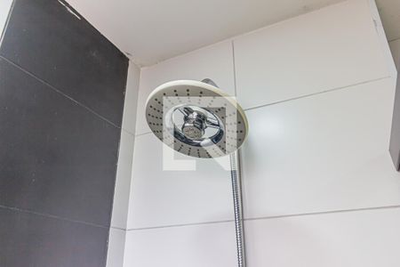 Apartamento à venda com 90m², 2 quartos e 2 vagasDetalhe do Banheiro da Suite 2