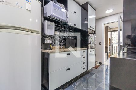 Apartamento à venda com 90m², 2 quartos e 2 vagasCozinha