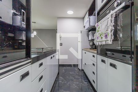Apartamento à venda com 90m², 2 quartos e 2 vagasCozinha