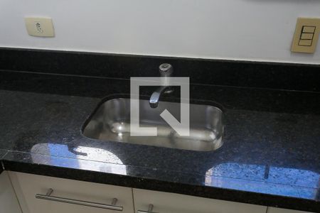 Apartamento para alugar com 190m², 3 quartos e 3 vagascozinha